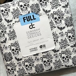 Deborah Connolly Designs Skull Print Full Sheet Set